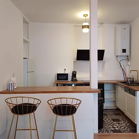 Cosy Avec Balcon Hyper Centre Ville, Wifi Apartment